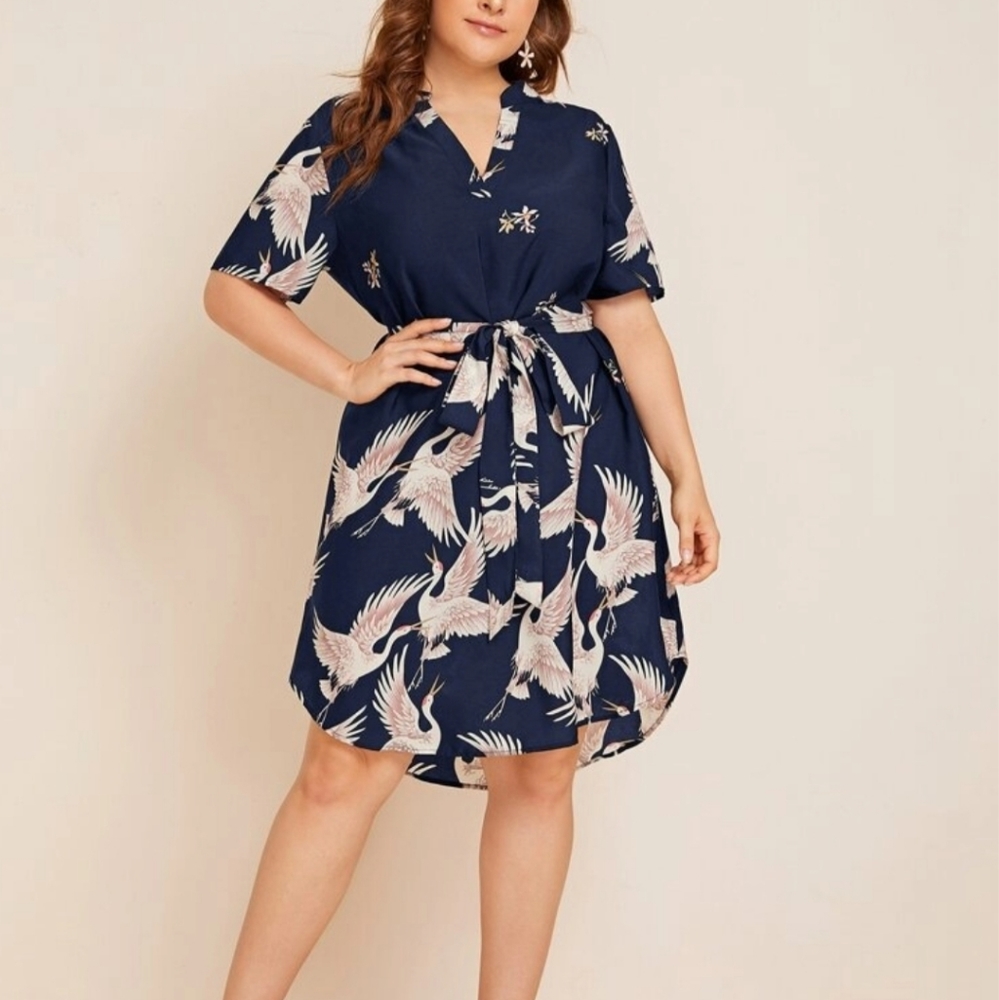 1x Navy crane print belted dress